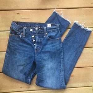 NWOT Levi’s White Oak Cone Denim 24 cropped jeans
